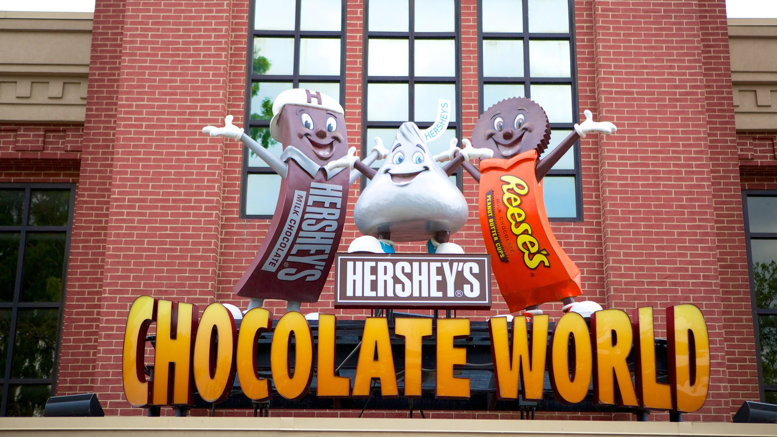 Greenwashing- Hershey’s V.S. Volkswagen.